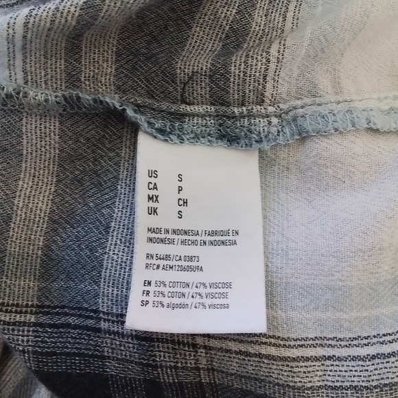 American Eagle Womens Flannel Shirt Sz S Charcoal Blue Plaid Boyfriend Roll‎ Tab - Picture 14 of 15